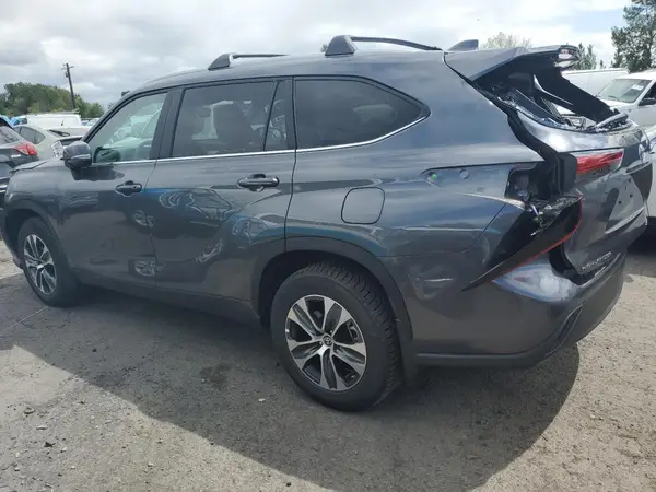 5TDKDRBH3PS042321 2023 TOYOTA HIGHLANDER - Image 2