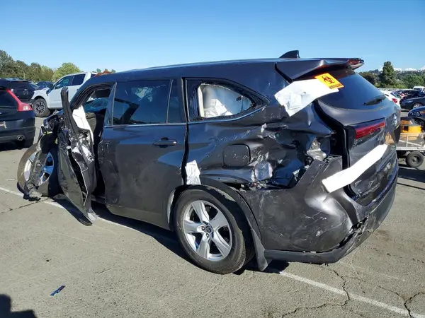 5TDKDRBH3PS506126 2023 TOYOTA HIGHLANDER - Image 2