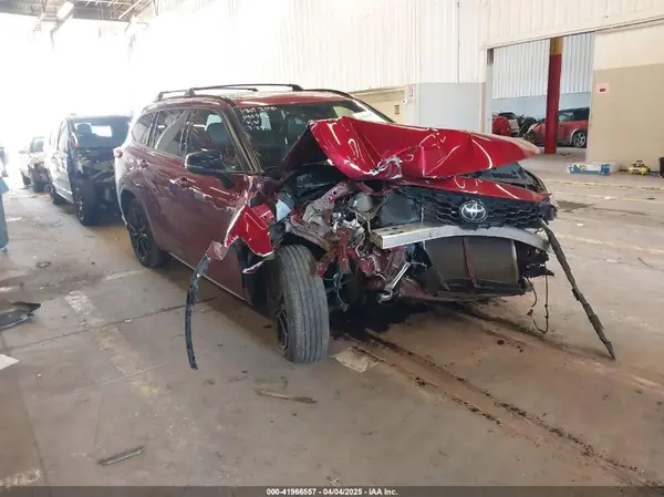 5TDKDRBH3PS509530 2023 TOYOTA HIGHLANDER - Image 1