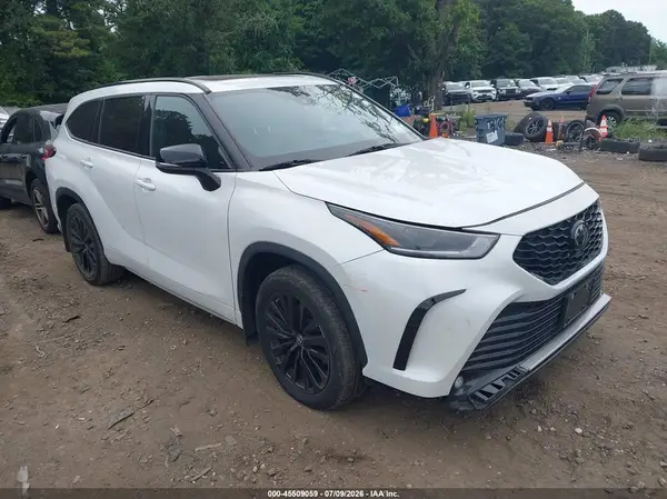 5TDKDRBH3PS513352 2023 TOYOTA HIGHLANDER - Image 1