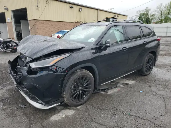 5TDKDRBH3PS514078 2023 TOYOTA HIGHLANDER - Image 1