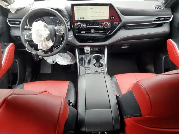 5TDKDRBH3PS514078 2023 TOYOTA HIGHLANDER - Image 8