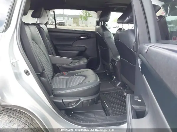 5TDKDRBH3PS514100 2023 TOYOTA HIGHLANDER - Image 8