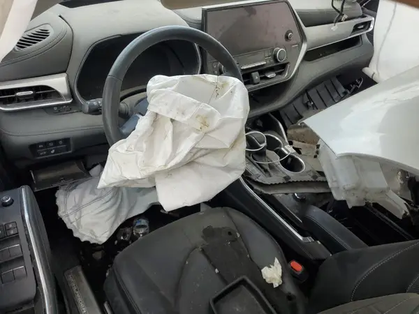 5TDKDRBH3PS515666 2023 TOYOTA HIGHLANDER - Image 8