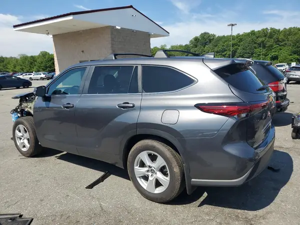 5TDKDRBH3PS518731 2023 TOYOTA HIGHLANDER - Image 2