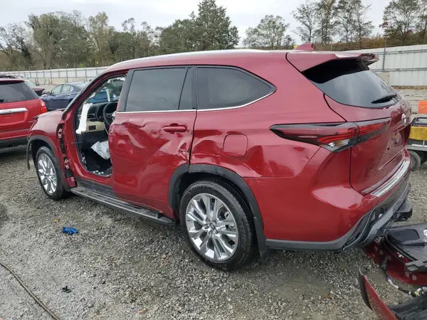 5TDKDRBH3RS550288 2024 TOYOTA HIGHLANDER - Image 2