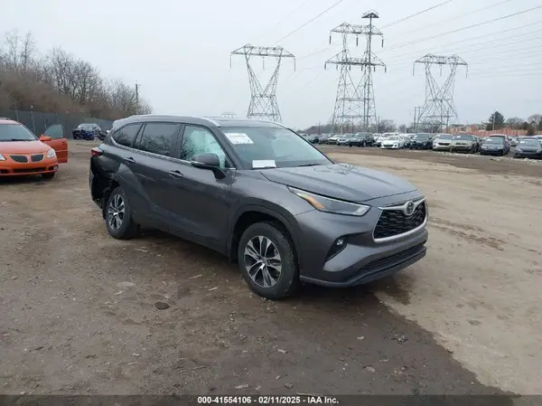 5TDKDRBH3RS568497 2024 TOYOTA HIGHLANDER - Image 1