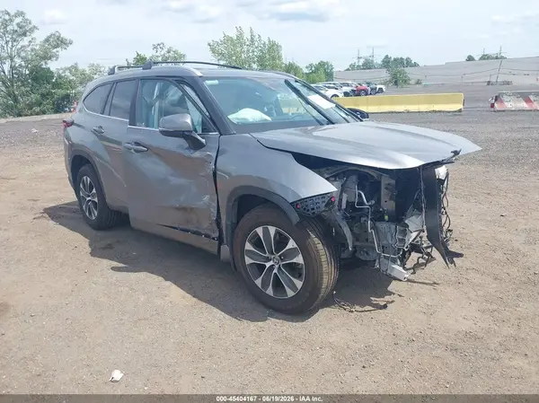 5TDKDRBH3TS595612 2026 TOYOTA HIGHLANDER - Image 1