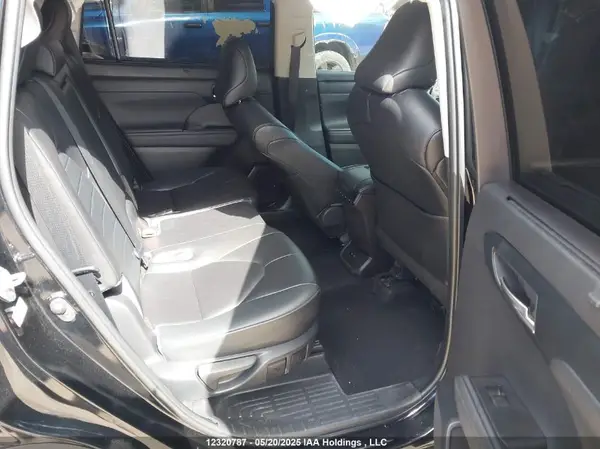 5TDKDRBH4PS501856 2023 TOYOTA HIGHLANDER - Image 8