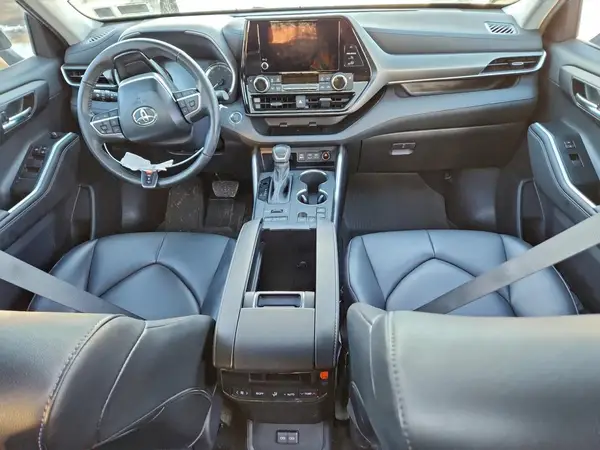 5TDKDRBH4PS502375 2023 TOYOTA HIGHLANDER - Image 8