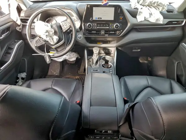5TDKDRBH4PS503395 2023 TOYOTA HIGHLANDER - Image 8