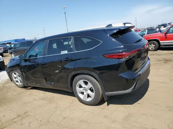 5TDKDRBH4PS526207 2023 TOYOTA HIGHLANDER - Image 2
