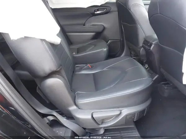 5TDKDRBH4RS529675 2024 TOYOTA HIGHLANDER - Image 8