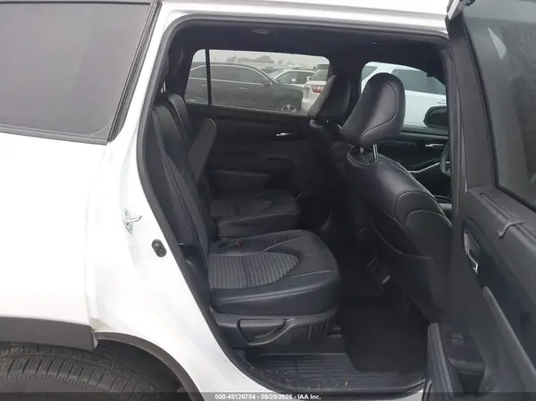 5TDKDRBH4RS538957 2024 TOYOTA HIGHLANDER - Image 8