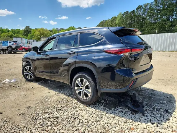 5TDKDRBH4RS545259 2024 TOYOTA HIGHLANDER - Image 2