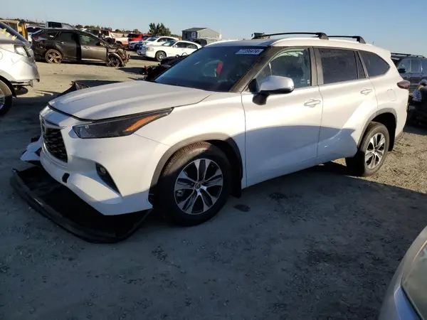 5TDKDRBH4RS548517 2024 TOYOTA HIGHLANDER - Image 1