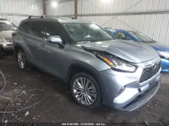 5TDKDRBH4RS567200 2024 TOYOTA HIGHLANDER