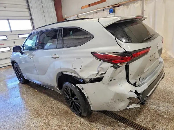 5TDKDRBH4SS577635 2025 TOYOTA HIGHLANDER - Image 2