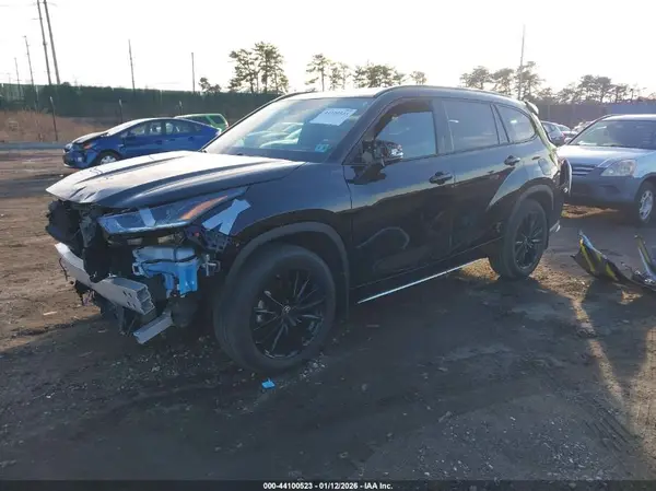 5TDKDRBH4SS583841 2025 TOYOTA HIGHLANDER - Image 2