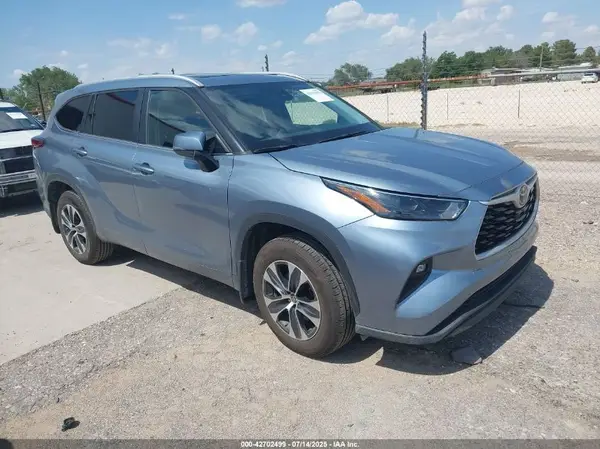 5TDKDRBH5PS012608 2023 TOYOTA HIGHLANDER - Image 1