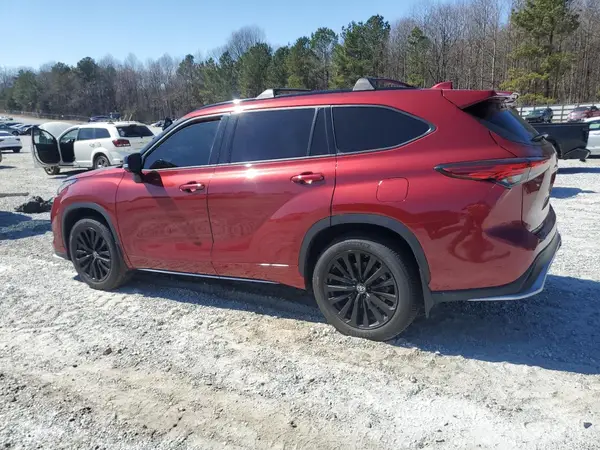 5TDKDRBH5PS020370 2023 TOYOTA HIGHLANDER - Image 2
