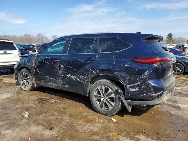 5TDKDRBH5PS023723 2023 TOYOTA HIGHLANDER - Image 2