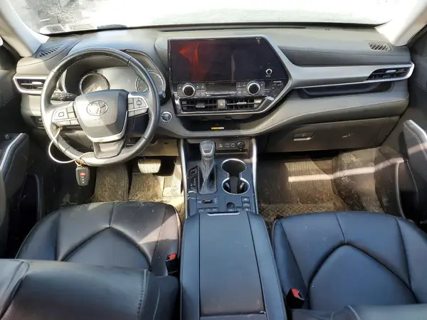5TDKDRBH5PS023723 2023 TOYOTA HIGHLANDER - Image 8