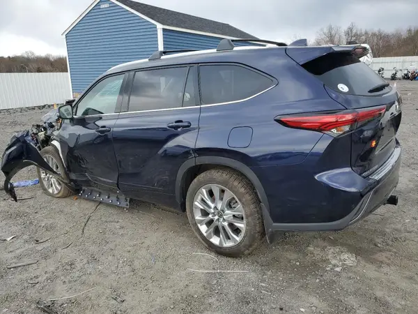 5TDKDRBH5PS035287 2023 TOYOTA HIGHLANDER - Image 2