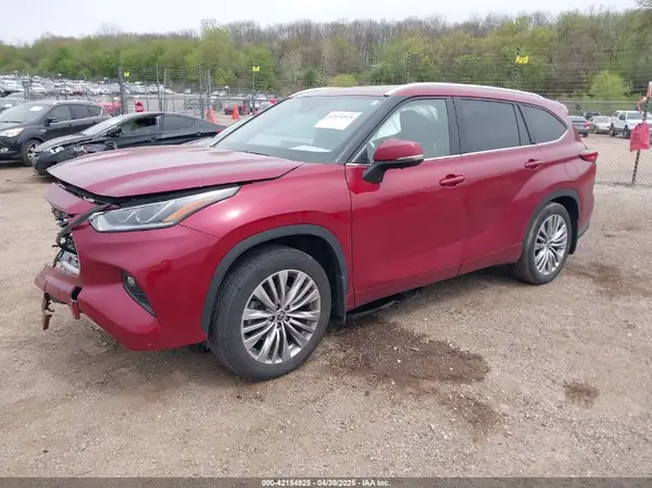 5TDKDRBH5PS507133 2023 TOYOTA HIGHLANDER - Image 2