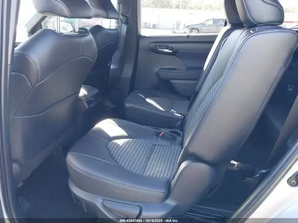 5TDKDRBH5PS516477 2023 TOYOTA HIGHLANDER - Image 8