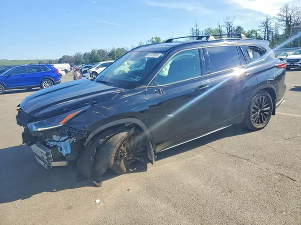 5TDKDRBH5PS518195 2023 TOYOTA HIGHLANDER - Image 1
