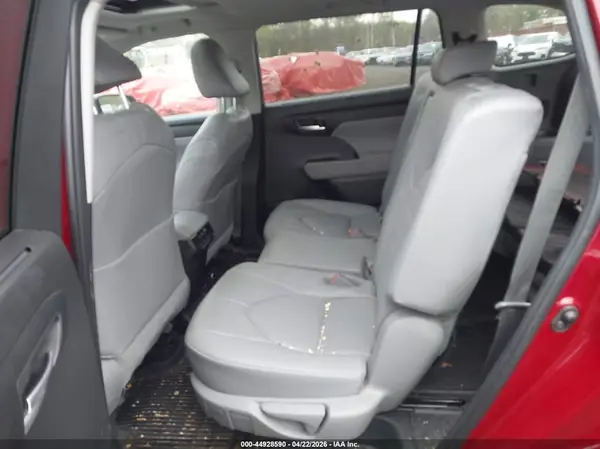 5TDKDRBH5PS523204 2023 TOYOTA HIGHLANDER - Image 8