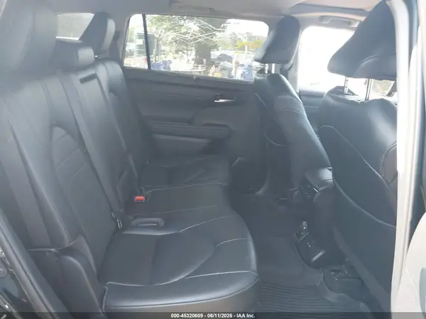 5TDKDRBH5PS526345 2023 TOYOTA HIGHLANDER - Image 8