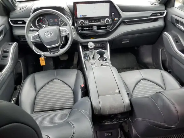 5TDKDRBH5PS528449 2023 TOYOTA HIGHLANDER - Image 8