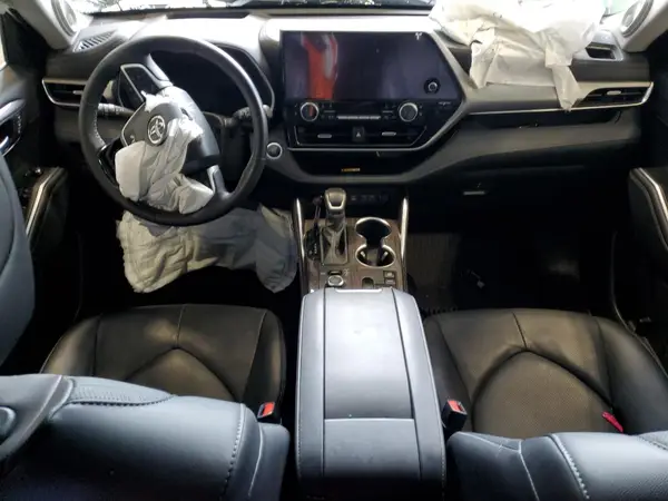 5TDKDRBH5RS531306 2024 TOYOTA HIGHLANDER - Image 8
