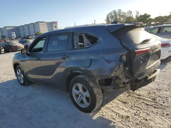5TDKDRBH5RS549062 2024 TOYOTA HIGHLANDER - Image 2