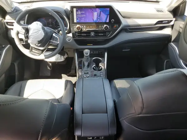 5TDKDRBH5RS549319 2024 TOYOTA HIGHLANDER - Image 8