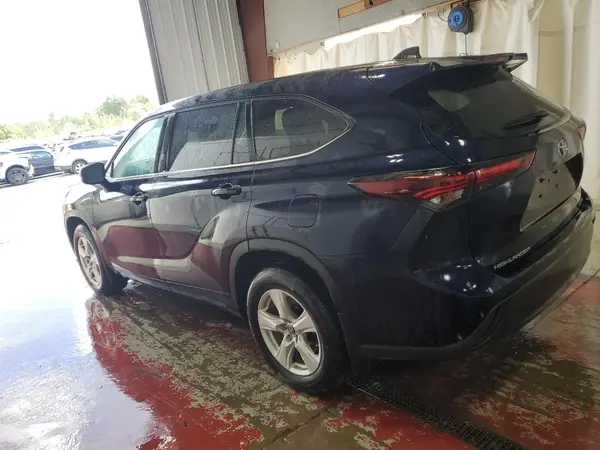 5TDKDRBH5RS550051 2024 TOYOTA HIGHLANDER - Image 2