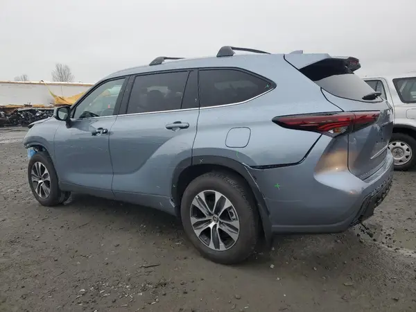 5TDKDRBH5RS558909 2024 TOYOTA HIGHLANDER - Image 2
