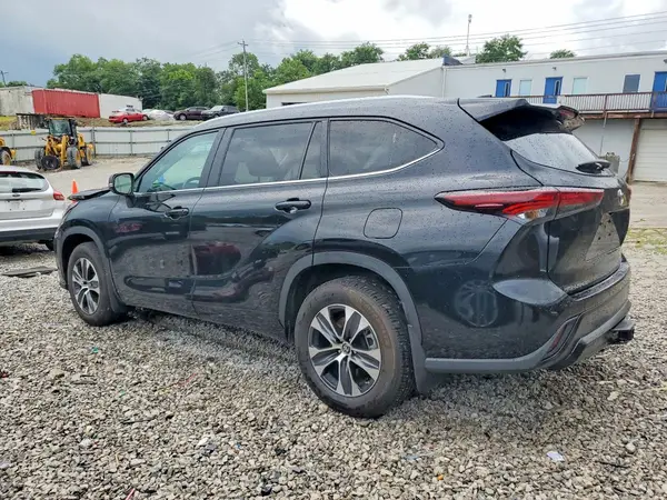 5TDKDRBH5RS561714 2024 TOYOTA HIGHLANDER - Image 2