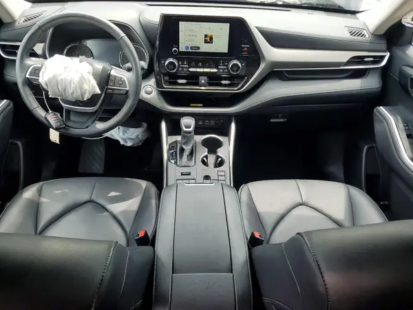 5TDKDRBH5RS561714 2024 TOYOTA HIGHLANDER - Image 8