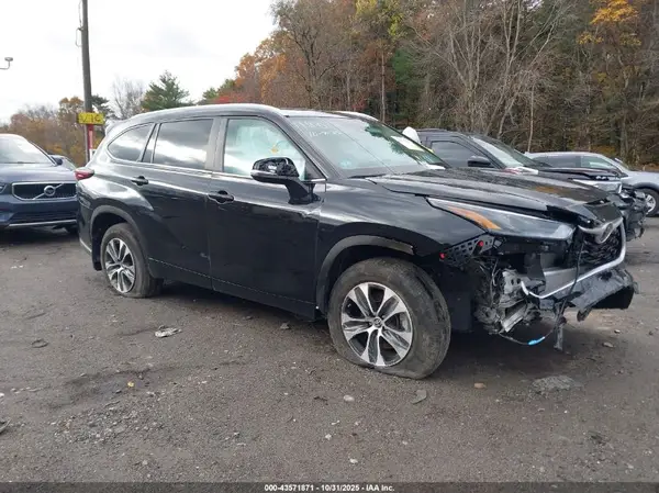 5TDKDRBH5RS564564 2024 TOYOTA HIGHLANDER - Image 1