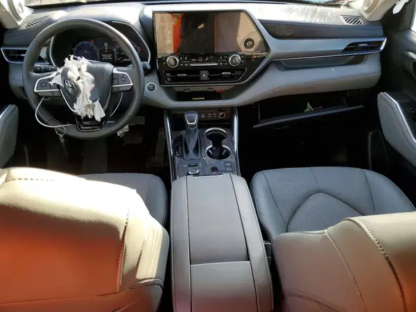 5TDKDRBH5SS579278 2025 TOYOTA HIGHLANDER - Image 8