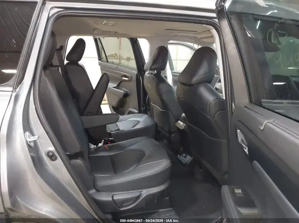 5TDKDRBH5SS580835 2025 TOYOTA HIGHLANDER - Image 8