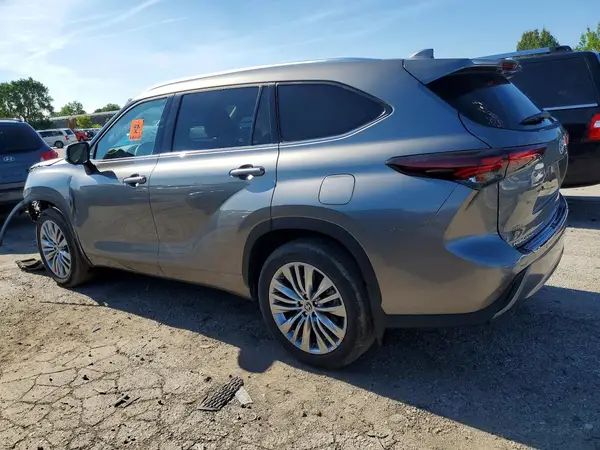 5TDKDRBH5SS580964 2025 TOYOTA HIGHLANDER - Image 2