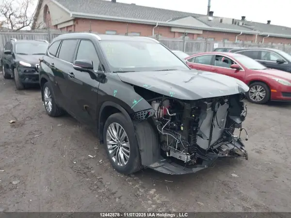5TDKDRBH5SS584318 2025 TOYOTA HIGHLANDER - Image 1