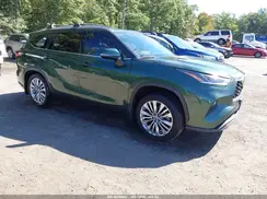 5TDKDRBH5SS590202 2025 TOYOTA HIGHLANDER