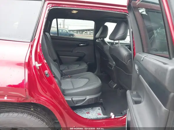 5TDKDRBH5SS591575 2025 TOYOTA HIGHLANDER - Image 8
