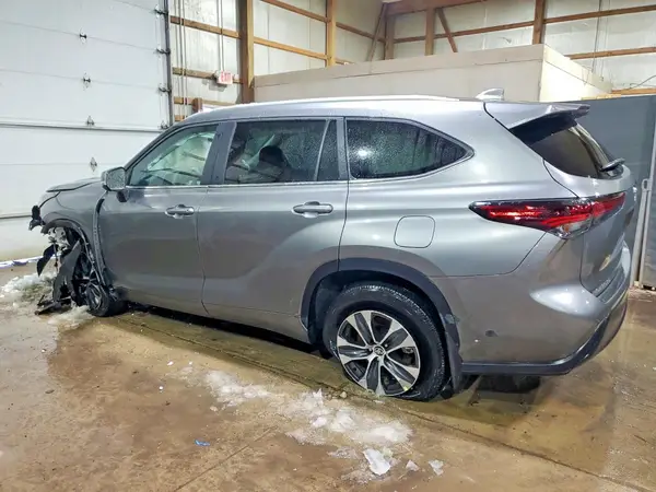 5TDKDRBH5TS602026 2026 TOYOTA HIGHLANDER - Image 2
