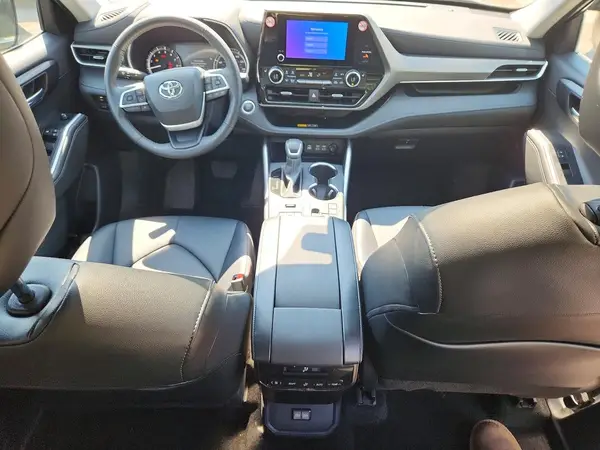5TDKDRBH5TS604200 2026 TOYOTA HIGHLANDER - Image 8
